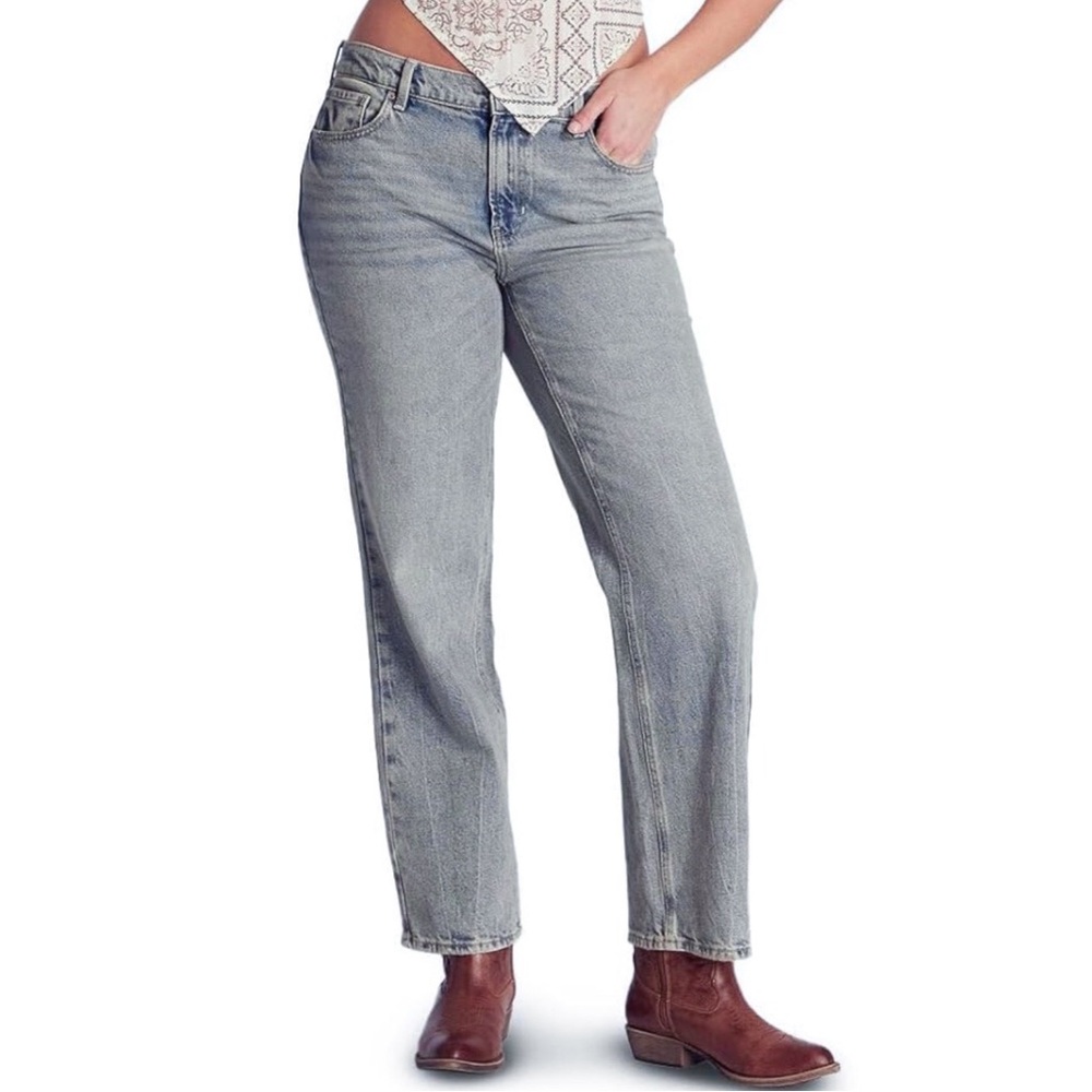 PacSun Women's Jordyn Low Rise Straight Jeans size 27
